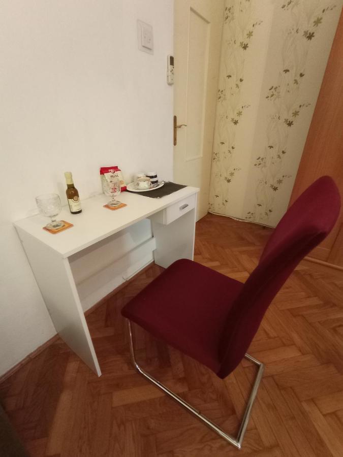 Damjan Rooms Спліт Екстер'єр фото
