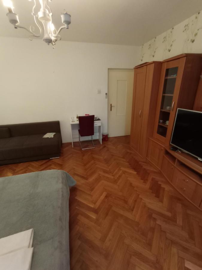 Damjan Rooms Спліт Екстер'єр фото