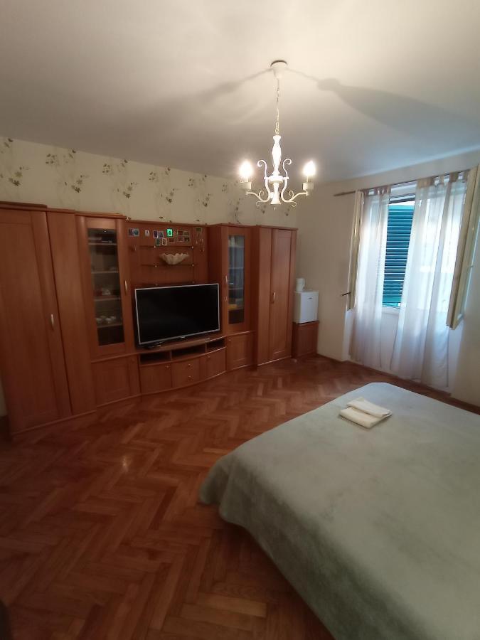 Damjan Rooms Спліт Екстер'єр фото