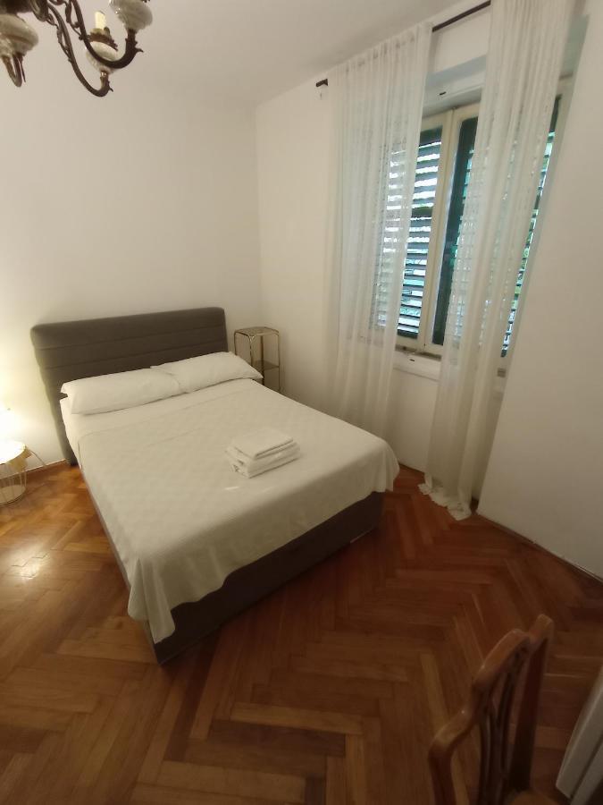 Damjan Rooms Спліт Екстер'єр фото
