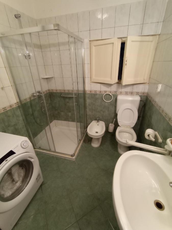 Damjan Rooms Спліт Екстер'єр фото